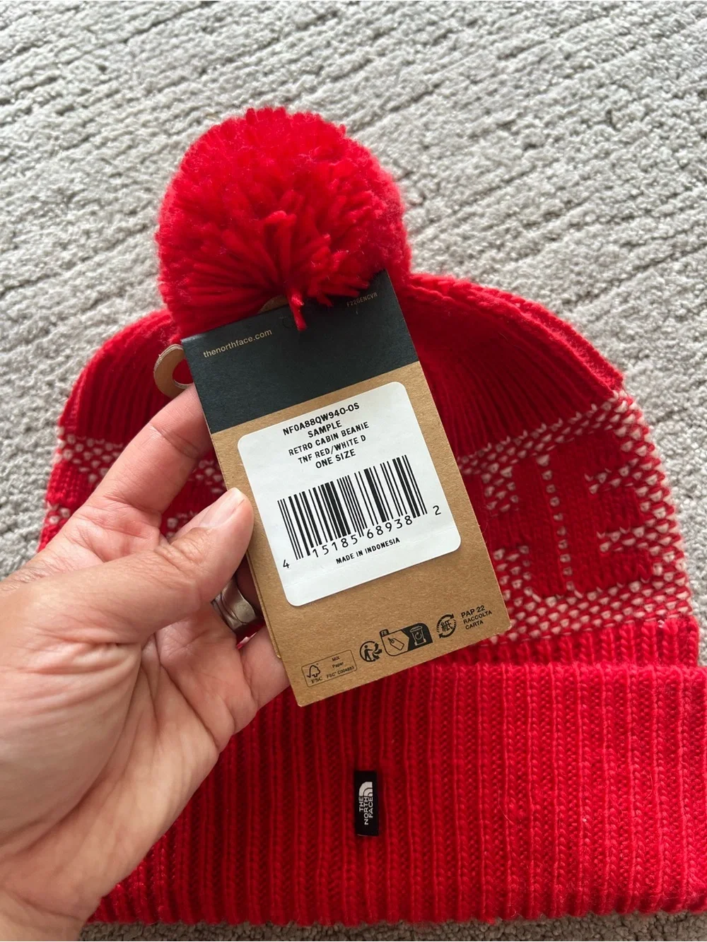 The North Face Retro Cabin Beanie, Red and White
